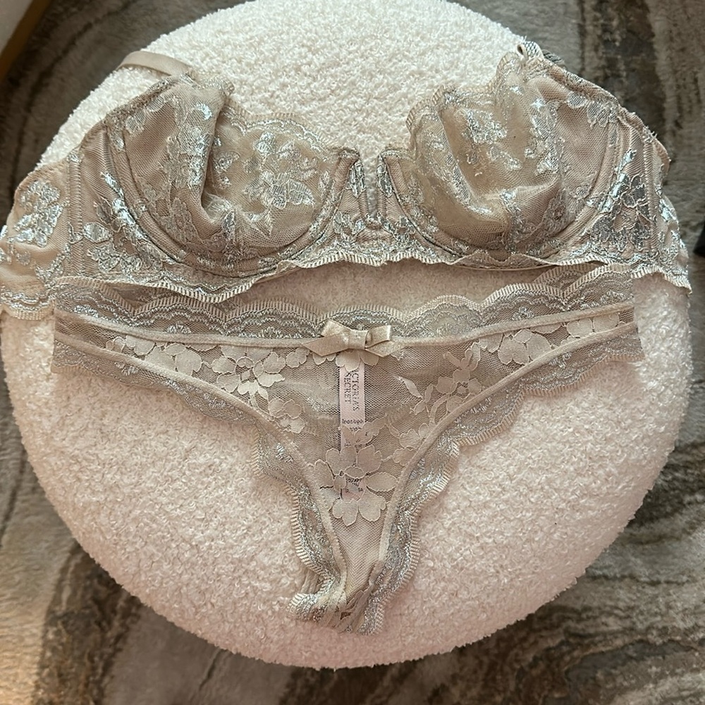 Lingerie set